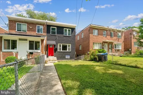 Exterior - 4120 E Capitol St NE, Washington, DC 20019 photo 4 of 20