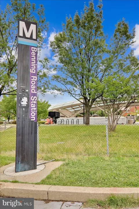 Exterior - 4120 E Capitol St NE, Washington, DC 20019 photo 18 of 20