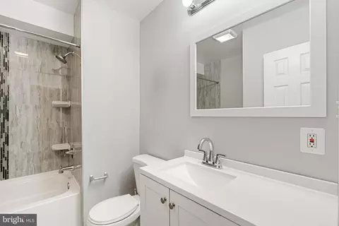 Bath - 834 19th St NE, Washington, DC 20002 photo 1 of 3
