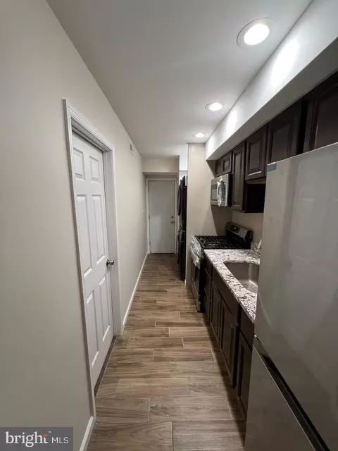 Entry Way - 834 19th St NE, Washington, DC 20002 photo 2 of 2