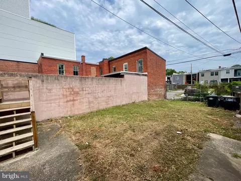 Exterior - 1012 Florida Ave NE, Washington, DC 20002 photo 4 of 7
