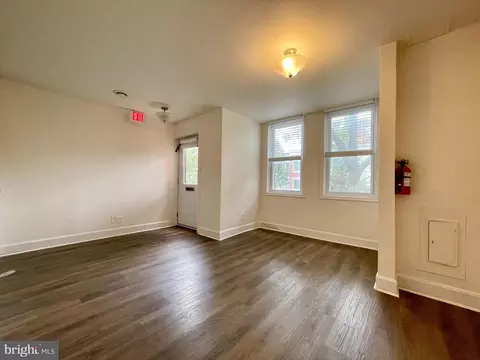 Living - 1012 Florida Ave NE, Washington, DC 20002 photo 2 of 10