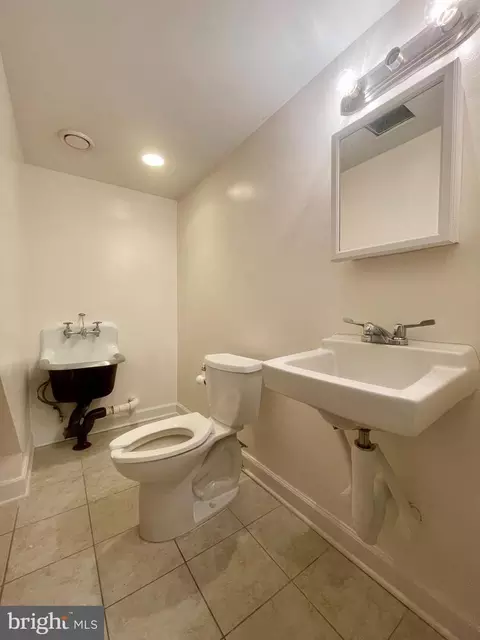 Bath - 1012 Florida Ave NE, Washington, DC 20002 photo 1 of 2