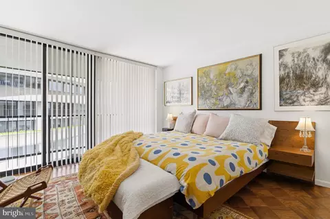 Bedroom - 700 New Hampshire Ave NW #916, Washington, DC 20037 photo 1 of 1