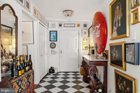 Entry Way - 700 New Hampshire Ave NW #916, Washington, DC 20037 photo 1 of 1