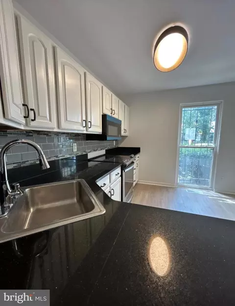 822 Wheeler Hill Dr SE, Washington, DC 20032