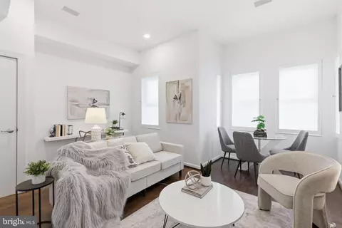 1626 15th St NW #301, Washington, DC 20009