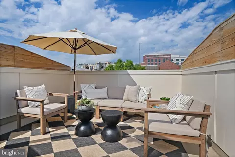 1235 W Street St NW #3B, Washington, DC 20009