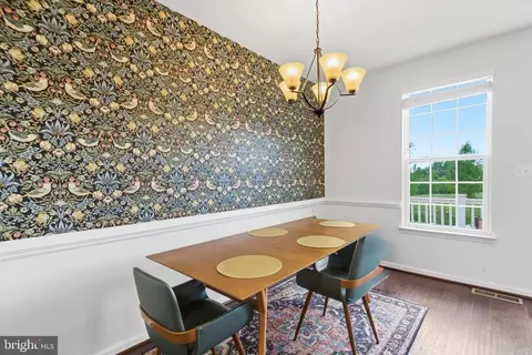 Dining - 3431 10th Pl SE, Washington, DC 20032 photo 3 of 3