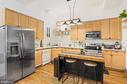 Kitchen - 623 5th St NE, Washington, DC 20002 photo 3 of 5