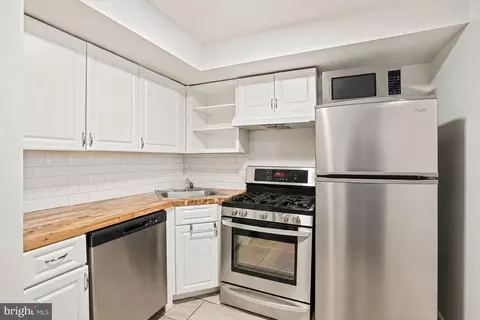 Kitchen - 623 5th St NE, Washington, DC 20002 photo 5 of 5