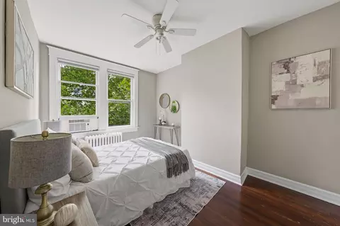 Bedroom - 1640 33rd St NW, Washington, DC 20007 photo 3 of 5