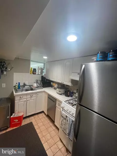 Kitchen - 1640 33rd St NW, Washington, DC 20007 photo 3 of 3