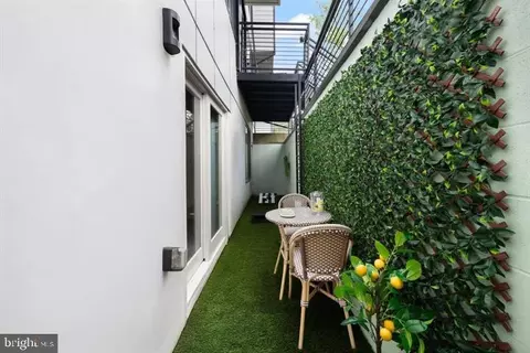 Exterior - 2209 M St NE #1, Washington, DC 20002 photo 3 of 4