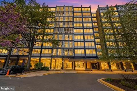 1311 Delaware Ave SW #S240, Washington, DC 20024