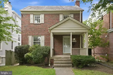 5326 42nd Pl NW, Washington, DC 20015