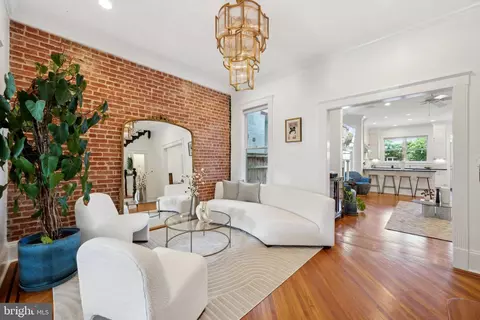 1854 3rd St NW, Washington, DC 20001