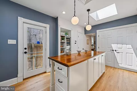 Other - 514 13th St SE, Washington, DC 20003 photo 4 of 8
