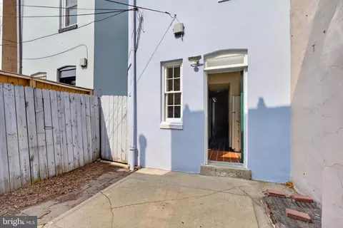 Exterior - 515 13th St NE, Washington, DC 20002 photo 3 of 5