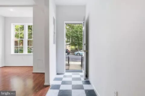 Entry Way - 515 13th St NE, Washington, DC 20002 photo 7 of 7