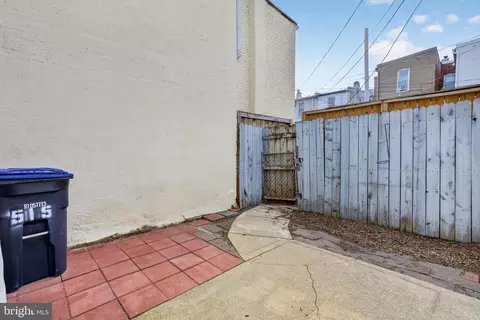 Exterior - 515 13th St NE, Washington, DC 20002 photo 2 of 5