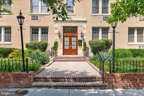 3026 Wisconsin Ave NW #205, Washington, DC 20016
