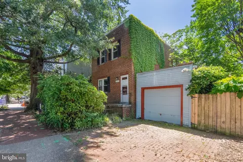 609 Independence Ave SE, Washington, DC 20003 photo 4