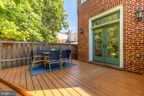 Exterior - 117 11th St SE, Washington, DC 20003 photo 5 of 8