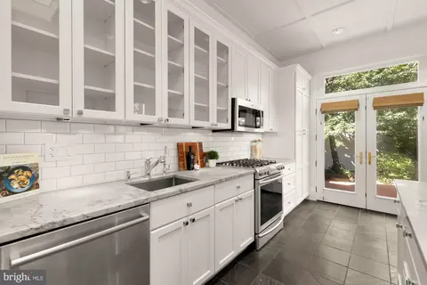 Kitchen - 117 11th St SE, Washington, DC 20003 photo 3 of 4