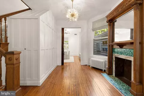 Entry Way - 117 11th St SE, Washington, DC 20003 photo 2 of 3