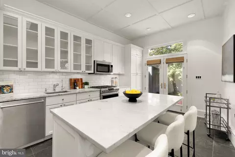 Kitchen - 117 11th St SE, Washington, DC 20003 photo 2 of 4