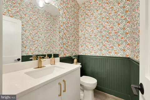 Other - 1120 Penn St NE #2, Washington, DC 20002 photo 6 of 10