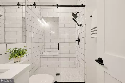 Bath - 1120 Penn St NE #2, Washington, DC 20002 photo 1 of 4