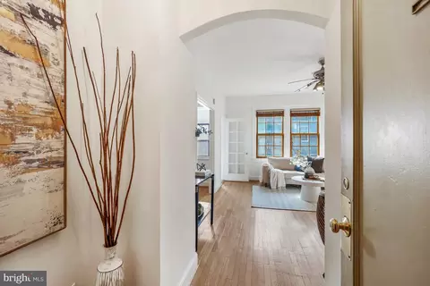 2032 Belmont Rd N #234, Washington, DC 20009