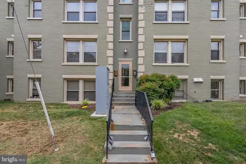 4402 1st Pl NE #32, Washington, DC 20011