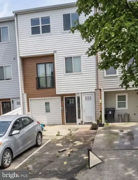 712 Bonini Rd SE, Washington, DC 20032