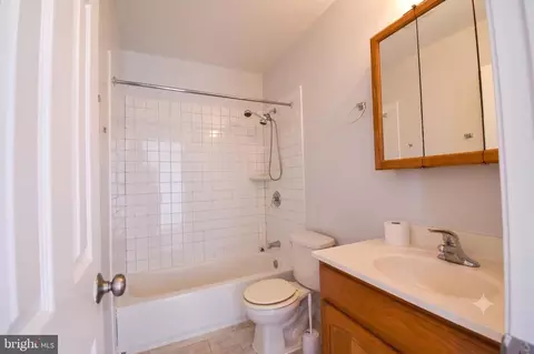 Bath - 2806 Pomeroy Rd SE, Washington, DC 20020 photo 1 of 1