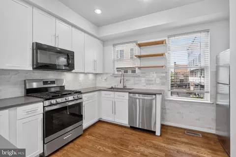 Kitchen - 909 5th St SE, Washington, DC 20003 photo 4 of 4