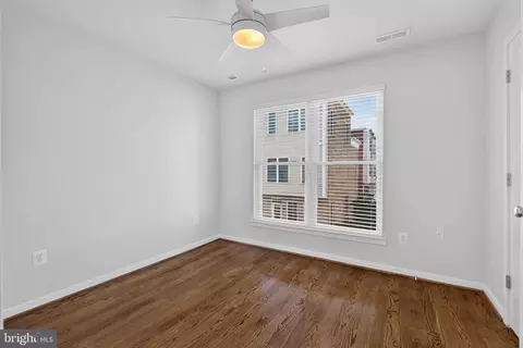 Bedroom - 909 5th St SE, Washington, DC 20003 photo 2 of 3
