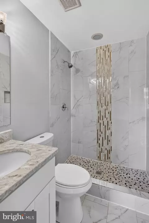 Bath - 1247 Mount Olivet Rd NE, Washington, DC 20002 photo 7 of 7