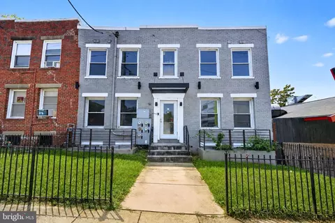 1247 Mount Olivet Rd NE, Washington, DC 20002