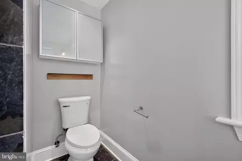 Bath - 1819 Riggs Pl NW, Washington, DC 20009 photo 4 of 6