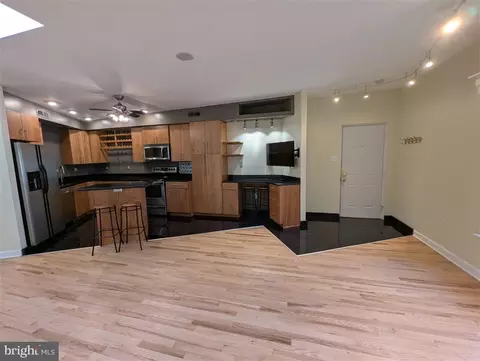 Other - 615 3rd St NE #9, Washington, DC 20002 photo 4 of 12