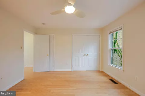 Bedroom - 4605 Macarthur Blvd NW #B, Washington, DC 20007 photo 4 of 16