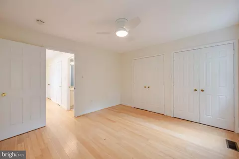 Bedroom - 4605 Macarthur Blvd NW #B, Washington, DC 20007 photo 14 of 16