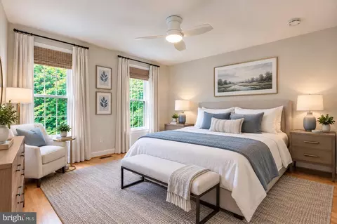 Bedroom - 4605 Macarthur Blvd NW #B, Washington, DC 20007 photo 9 of 16