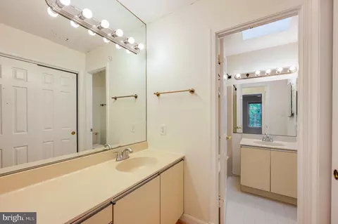 Other - 4605 Macarthur Blvd NW #B, Washington, DC 20007 photo 6 of 7