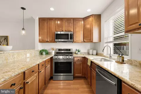 Kitchen - 320 19th St NE, Washington, DC 20002 photo 3 of 4