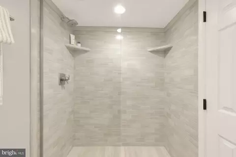 Bath - 320 19th St NE, Washington, DC 20002 photo 6 of 6