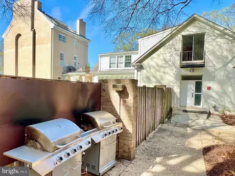 Exterior - 1245 4th St SW #E-207, Washington, DC 20024 photo 5 of 7